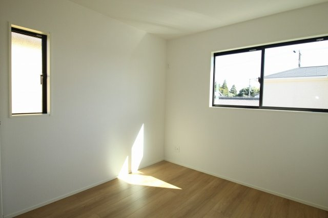 香美市土佐山田町宝町4丁目　3号棟（全5区画）　新築戸建の洋室|2F　南東の部屋　5.25帖