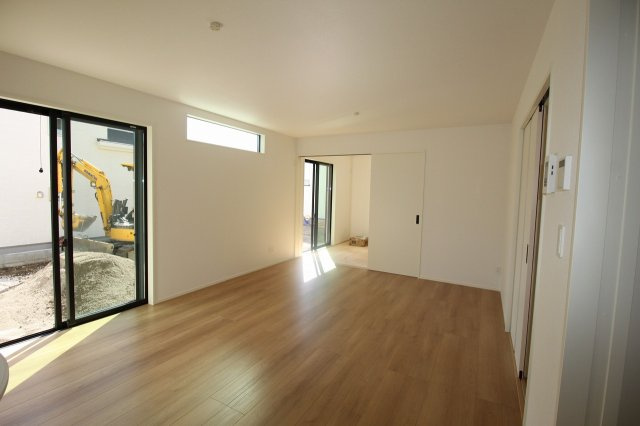 香美市土佐山田町宝町4丁目　3号棟（全5区画）　新築戸建の居間・リビング|LDK　16.0帖