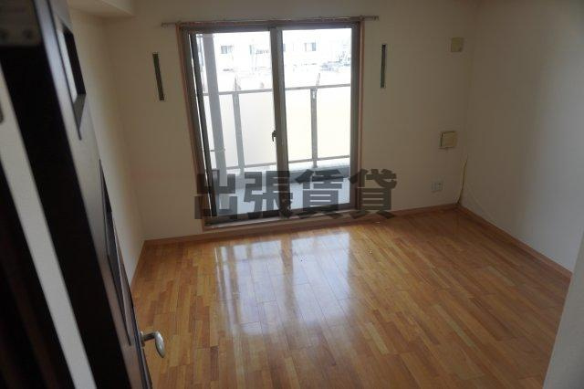 仲介手数料0！！アーデン上社の居間・リビング