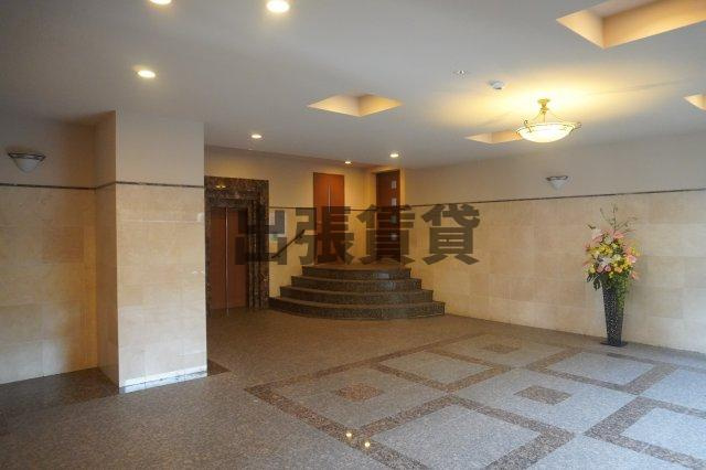 仲介手数料0！！アーデン上社のエントランス