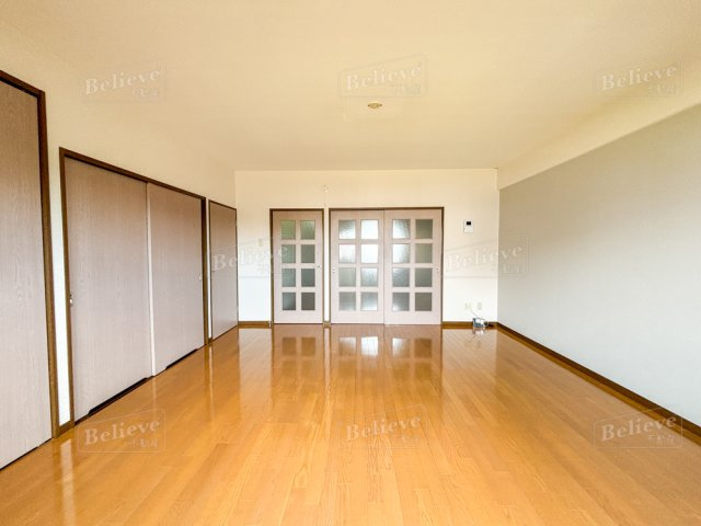 リバーサイド東櫛原の寝室|風通しも良い寝室です☆