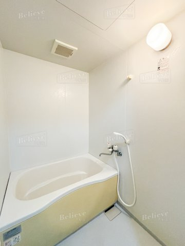 リバーサイド東櫛原の浴室|綺麗なお風呂です☆