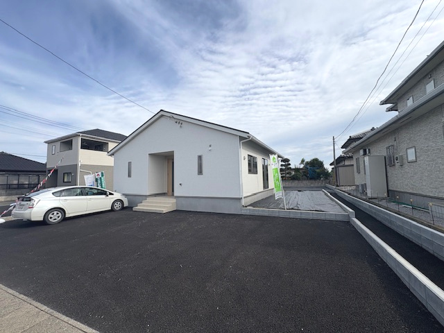 神川町新里第３（全３棟）1号棟の外観