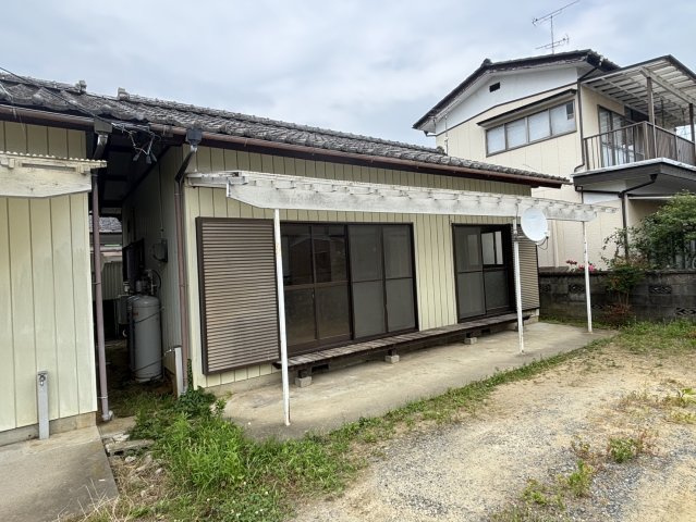 花ノ井賀沢貸家の外観