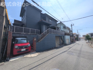 【前面道路含む現地写真】