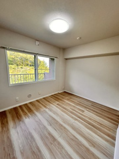 【洋室】サーム青葉 