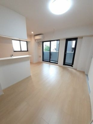 アンジュの居間・リビング