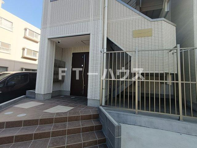 Albion新検見川のエントランス