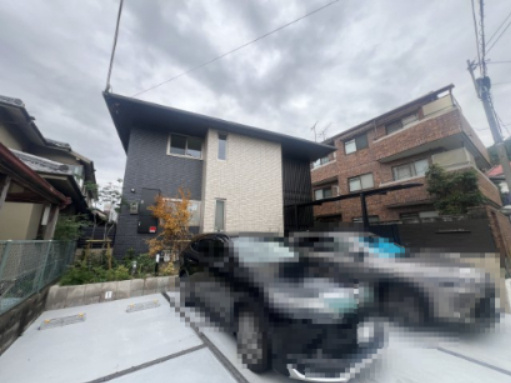 Aparutoman岡本の駐車場