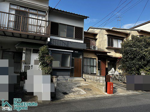 松ヶ崎久土町中古戸建の前面道路含む現地写真