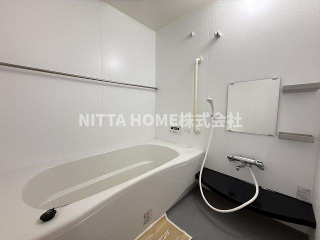 メゾン・ストークの浴室|追い焚き、浴室乾燥機付きです◎