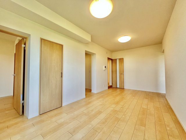 【居間・リビング】 | 本厚木リバーサイドマンション3番館