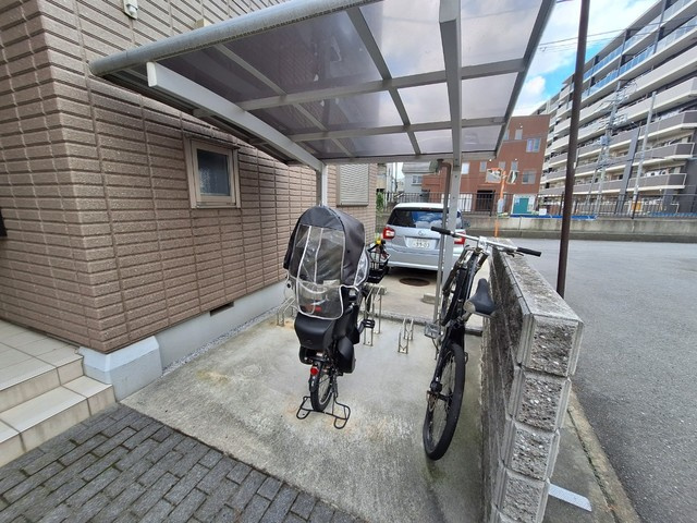 Ｑｕｉｎｔｅｔｔｏ ｄｉ ｃａｓａのその他共用部分|★屋根付き駐輪場★