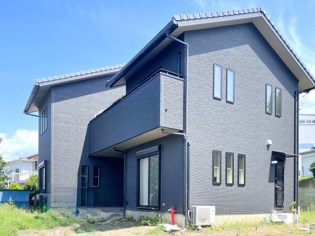 【中古戸建】高崎市矢島町の外観|■外観｜親戚や友人を何度でも招きたくなってしまうようなお家です( ＾＾ )