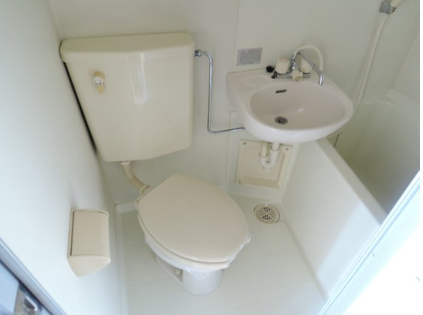 名古屋市天白区植田西２丁目　収益マンションのトイレ