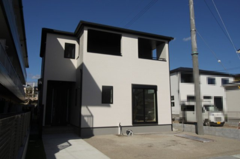 香美市土佐山田町宝町4丁目　5号棟　【内覧可能】（全5区画）　新築戸建