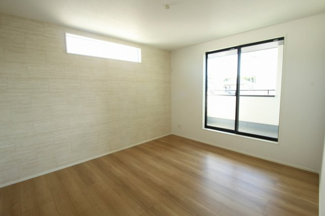 香美市土佐山田町宝町4丁目　5号棟　【内覧可能】（全5区画）　新築戸建の洋室|2F　南東の部屋　7.75帖