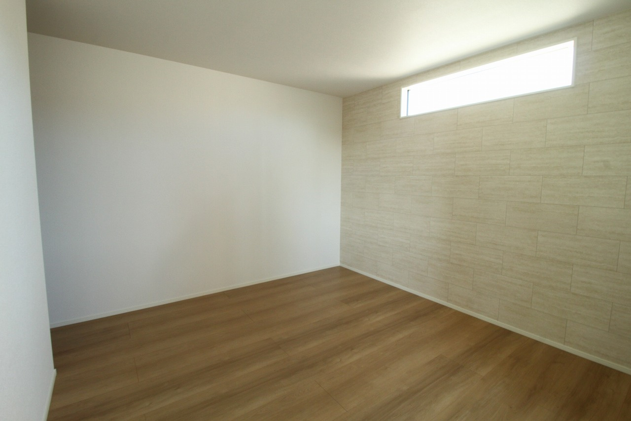 香美市土佐山田町宝町4丁目　5号棟　【内覧可能】（全5区画）　新築戸建の洋室|2F　南東の部屋　7.75帖