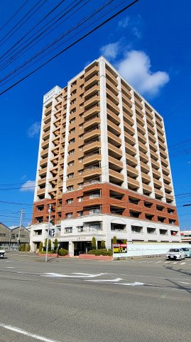 アリストタワー和歌山シティの外観