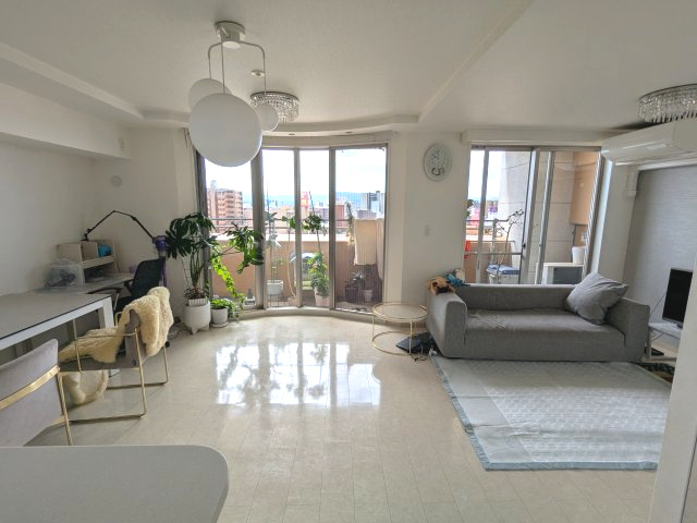 アリストタワー和歌山シティの居間・リビング