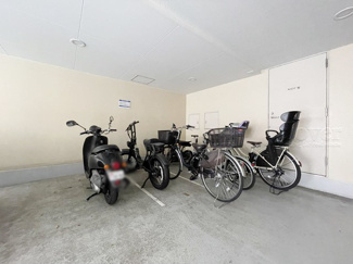 【駐車場】 | バイク置き場