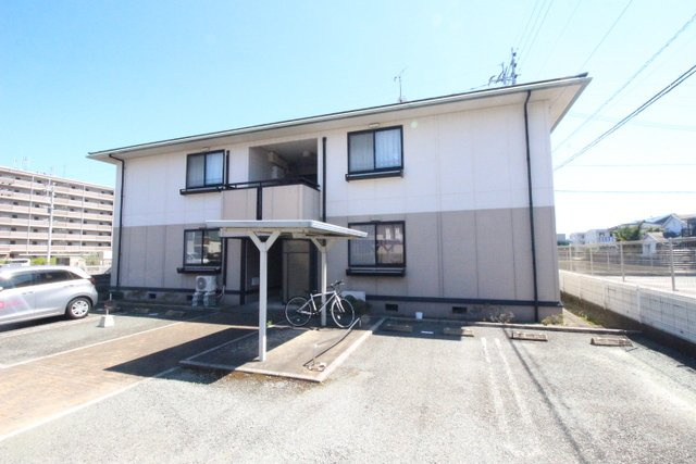 サンビレッジ梅満Cのエントランス|清潔なエントランス♪