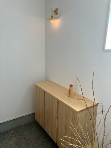 坂出市久米町　縦格子が印象的な和モダンな平屋の玄関