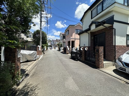 【前面道路含む現地写真】 | 【仲介手数料０円】相模原市南区西大沼5丁目　中古一戸建て | 相模原市南区西大沼5丁目　中古一戸建て