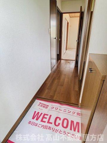 ライフガーデンコスモスの玄関