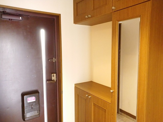 【玄関】 | グランドパレス守恒Ⅱ（B-2）