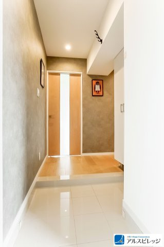 グランシェ志木の玄関