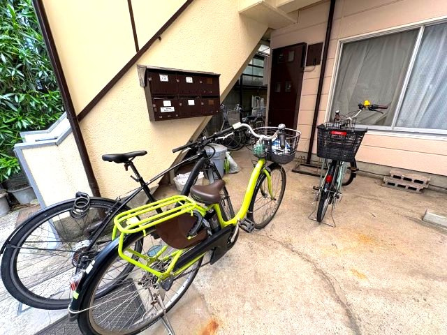 高橋コーポ（目黒区）のロビー