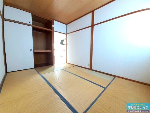 村上第一アパートの和室