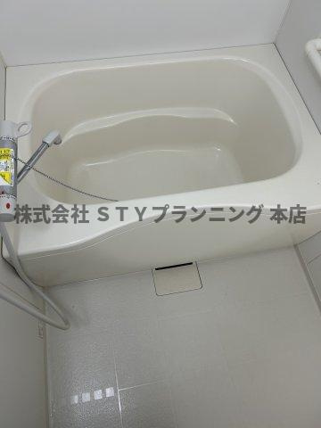 仲介手数料０円！ホワイトキューブの浴室