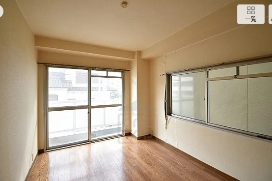 メゾン南千里の居間・リビング