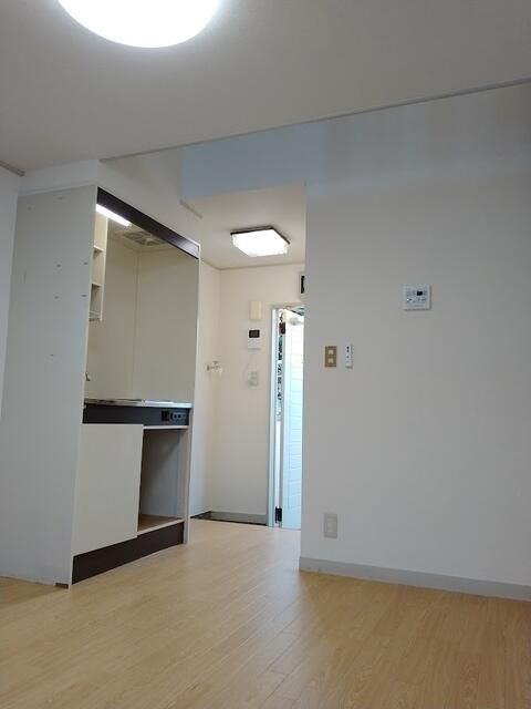 フォーライフ小平の洋室