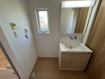 【独立洗面台】 | 【20万円ｷｬｯｼｭﾊﾞｯｸ対象物件】ファーストタウン生駒郡第11三郷町三室 全1棟 1号棟 | 施工例写真