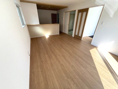 【居間・リビング】 | 【20万円ｷｬｯｼｭﾊﾞｯｸ対象物件】ファーストタウン生駒郡第11三郷町三室 全1棟 1号棟 | 施工例写真