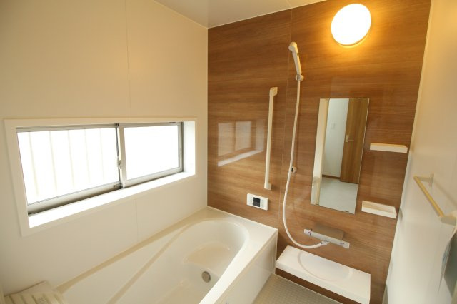 FIRSTTOWN第4港区明正｜名古屋市の戸建ならホームアップの浴室|【売主施工例】浴室乾燥機付きで雨の日のお洗濯もラクラク♪