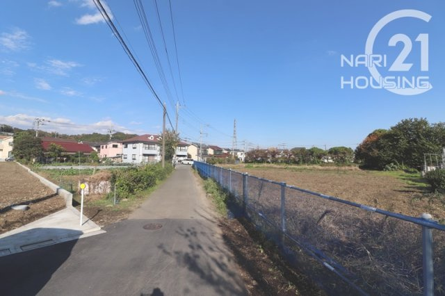 【前面道路含む現地写真】 | あきる野市伊奈　売地　全16区画　1号区 | 【武蔵増戸】駅まで徒歩10分！