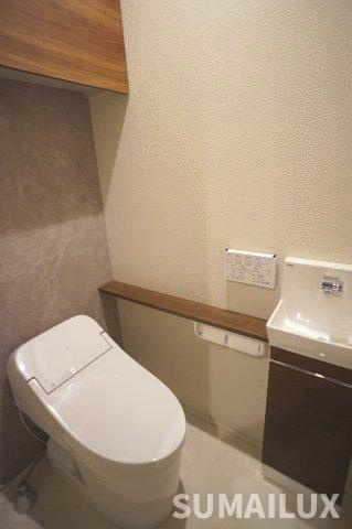 熊本市東区昭和町の賃貸マンションのトイレ