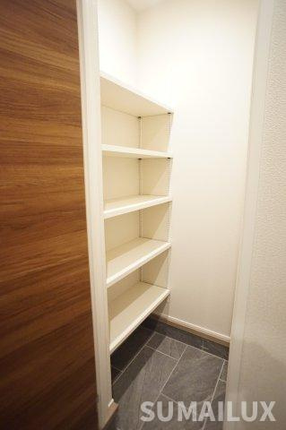 熊本市東区昭和町の賃貸マンションの玄関