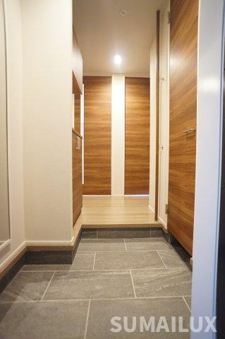 熊本市東区昭和町の賃貸マンションの玄関