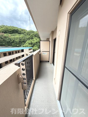 【バルコニー】 | コンツェルトパーク古江