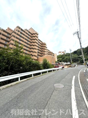 【その他】 | コンツェルトパーク古江 | 外観含む前面道路