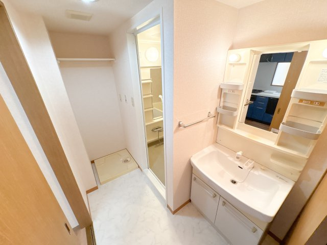 シティーコート富雄の玄関