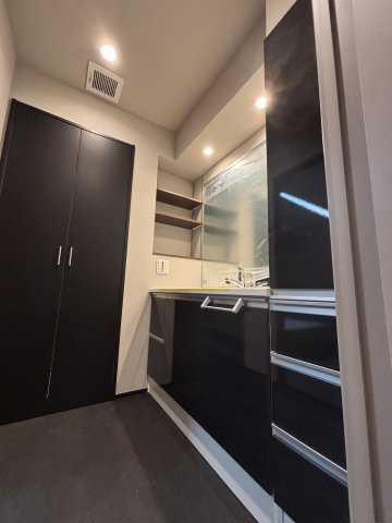 パロス白金の独立洗面台