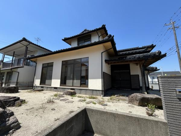 仲介手〇料不要　カチタス北区梶尾町　戸建て【北部東小・北部中】の外観|【リフォーム後】外観。外壁屋根の塗装工事を行い、外観も引き締まりました。
