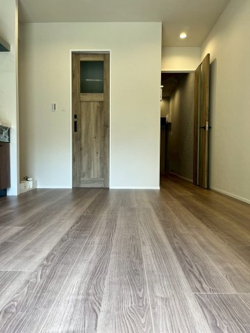 大森永谷マンションB棟の居間・リビング