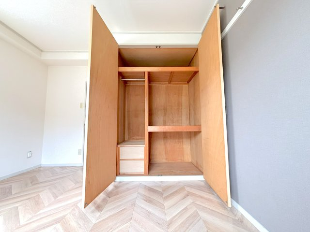 広島市安芸区中野４丁目のアパートの収納